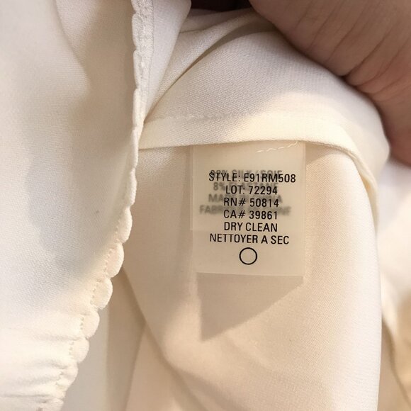 Elie Tahari Ivory Silk Long Sleeve Pintuck Blouse Embroidered Lurex Trim Size M - Picture 8 of 10